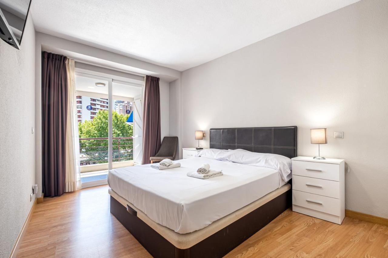 Coblanca 3-3-2 Apartment Benidorm Bagian luar foto