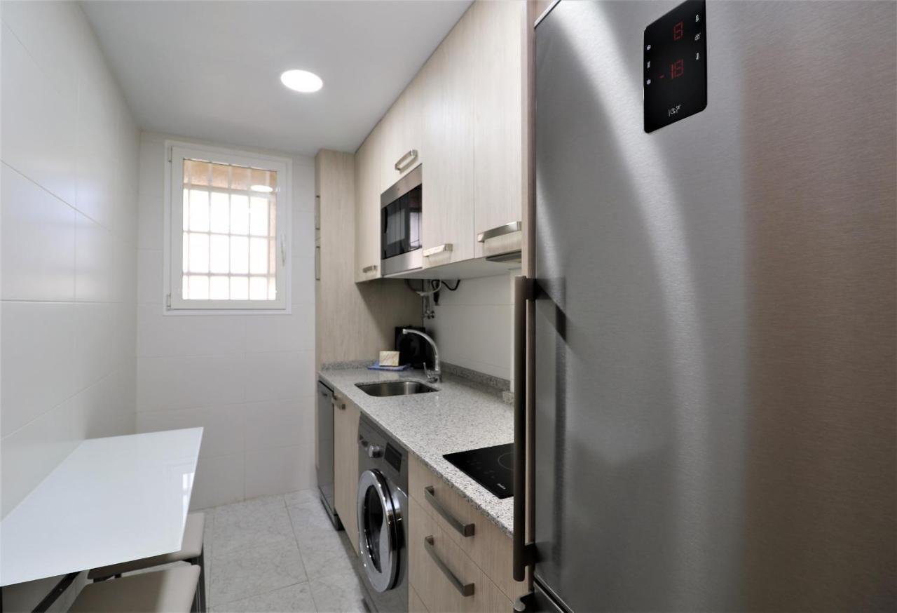 Coblanca 3-3-2 Apartment Benidorm Bagian luar foto